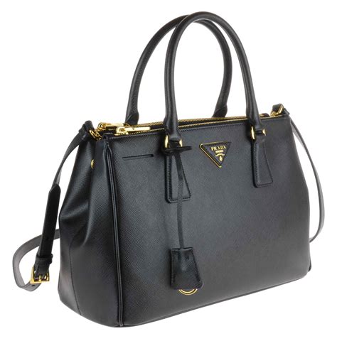 borsa prada nera classica|Borsa Prada Arqué, oltre la classica di pelle nera, le nuove .